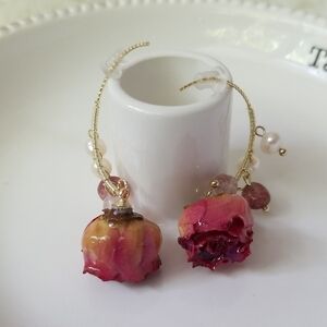 Natural Dried Rose Flower Gold Floral Earrings with Vintage Design